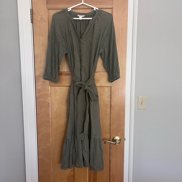 Caslon Dresses & Skirts - Olive Green Button-Front Tiered Midi Dress with Belted Waist
